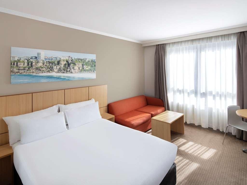 トラベロッジ ホテル マンリー ワーリンガー シドニー 部屋 写真